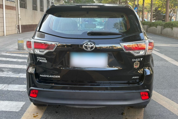 Toyota Highlander 2016 car image #6