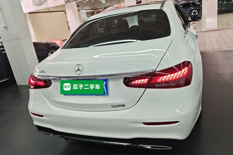 Mercedes-Benz E Class 2021 car image #6