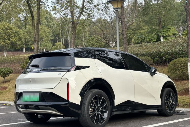 极氪 极氪X 2023 汽车图片 #6