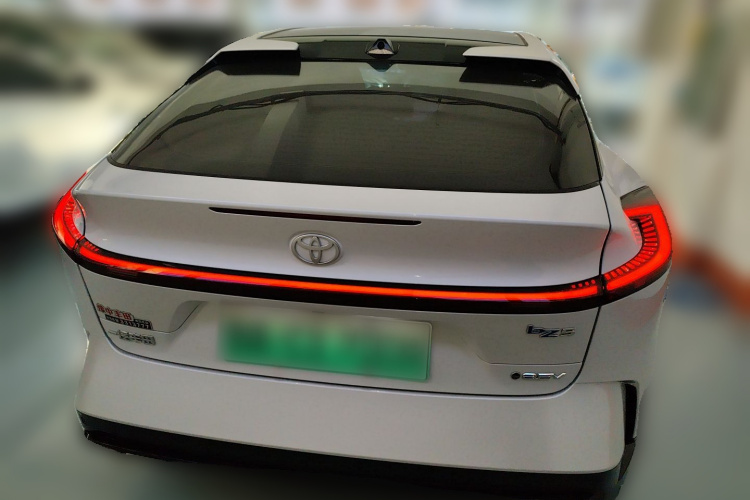 Toyota bZ5 2025 #6 Toyota bZ5 2025 car image #6