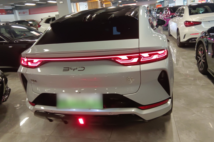 BYD SongL EV 2025 #6 BYD SongL EV 2025 car image #6