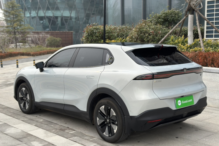 Deepal S05 2025 immagine di auto #6