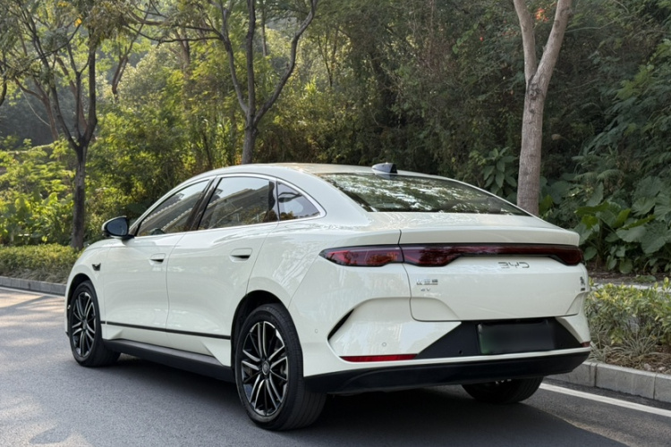 BYD Qin L 2025 car image #6