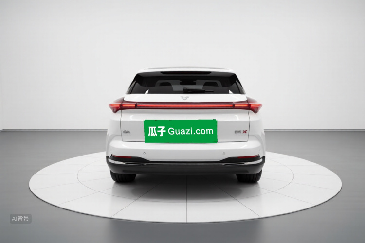 哪吒汽车 哪吒X 2023 汽车图片 #6