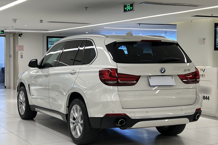BMW 2015 car image #6