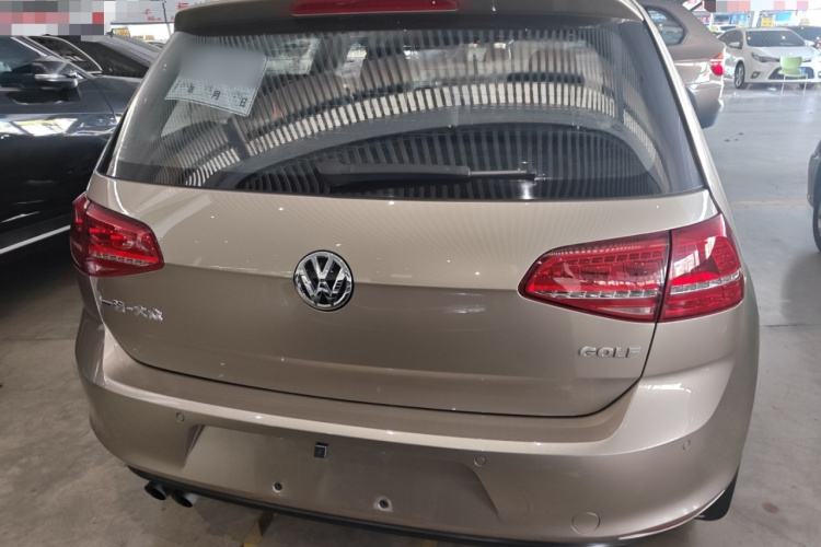 Volkswagen Golf 2016 car image #6