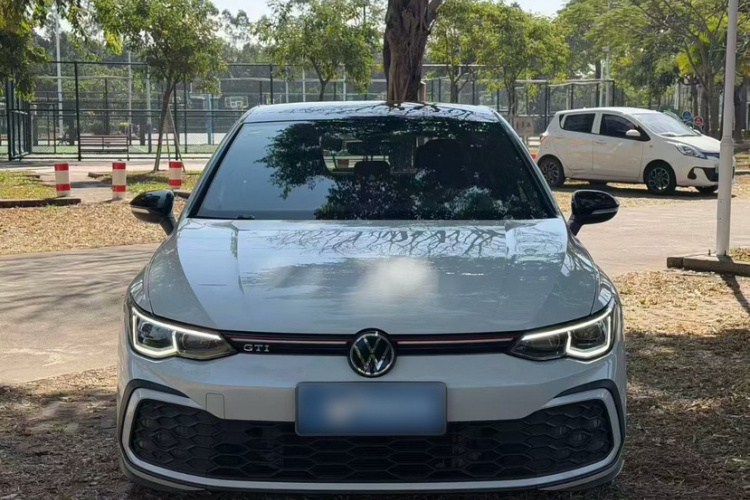 Volkswagen GolfGTI 2021 car image #6