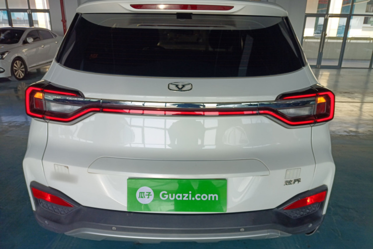 Kaiyi Showjet 2020 #6 Kaiyi Showjet 2020 car image #6