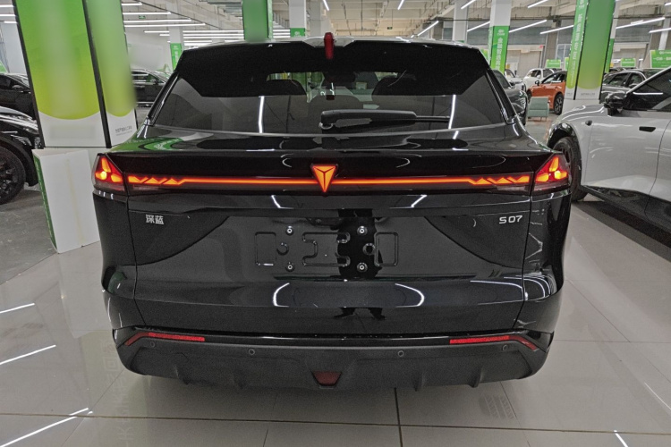 Deepal S07 2025 car image #6