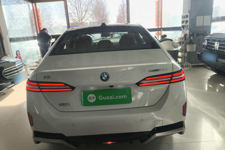 宝马 宝马i5 2025 汽车图片 #6