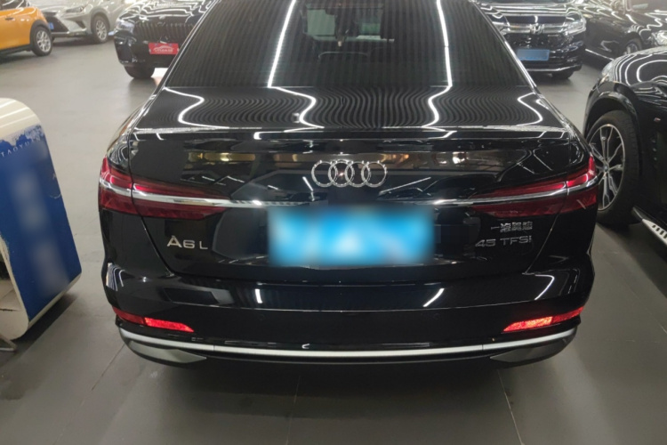 Audi A6L 2023 car image #6