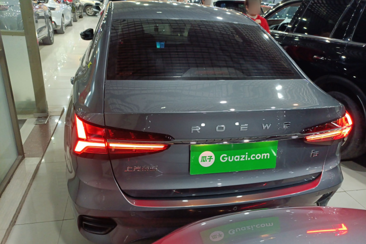 Roewe i5 2021 #6 Roewe i5 2021 car image #6