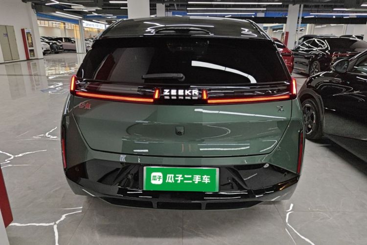 极氪 极氪X 2023 汽车图片 #6