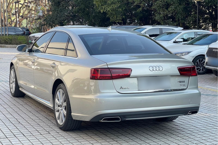 Audi A6L 2018 car image #6