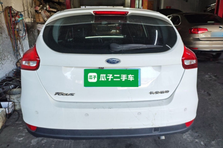 Ford Focus 2015 #6 Ford Focus 2015 immagine di auto #6