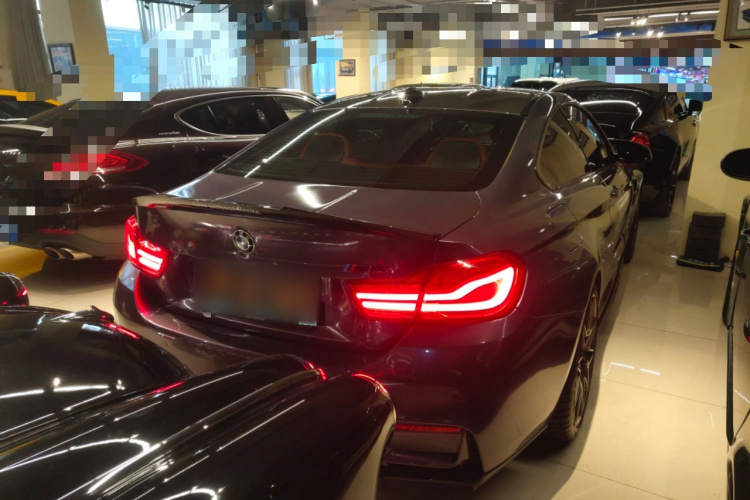 BMW M4 2018 car image #6