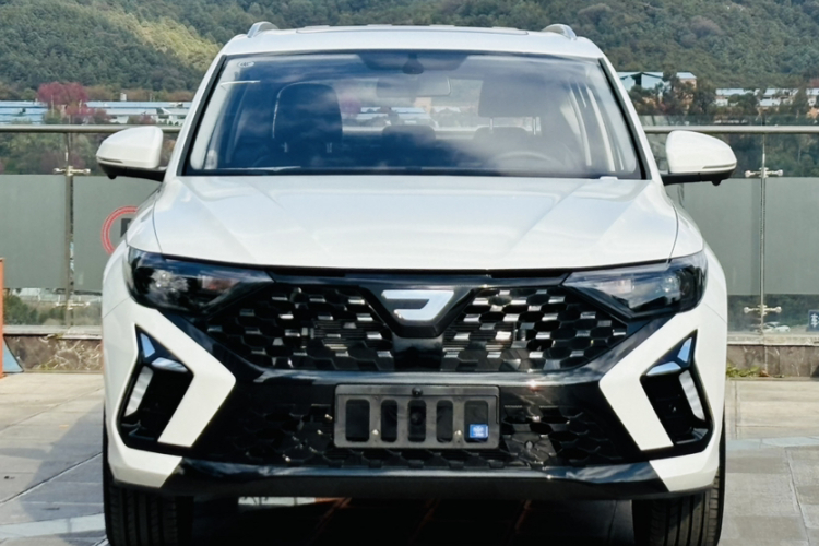 VS5 2025 car image #6