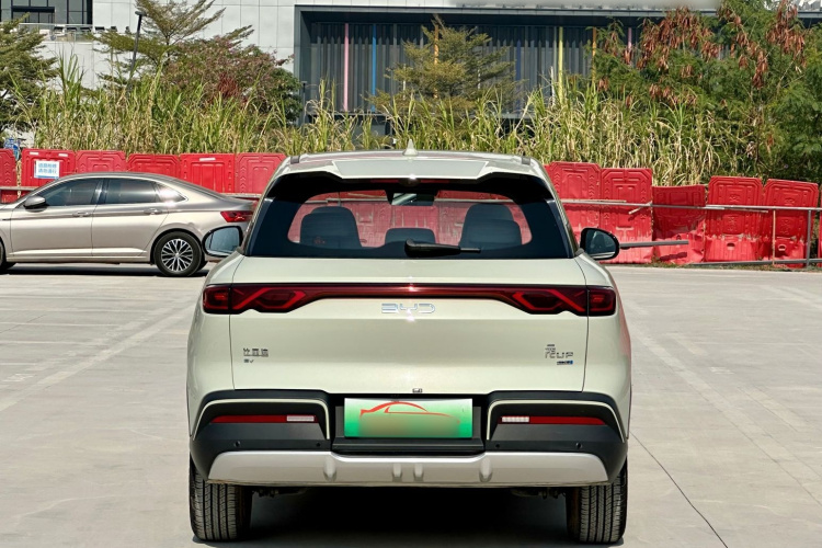 BYD YuanUP 2025 #6 BYD YuanUP 2025 car image #6