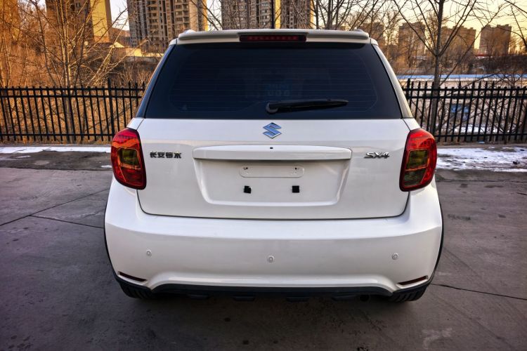 铃木 天语 SX4 2016 汽车图片 #6