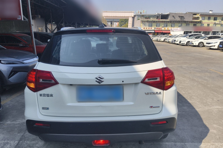 Suzuki Vitara 2016 car image #6