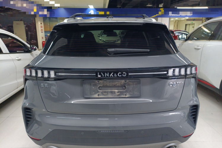 Lynk & Co 06 EM-P 2022 car image #6