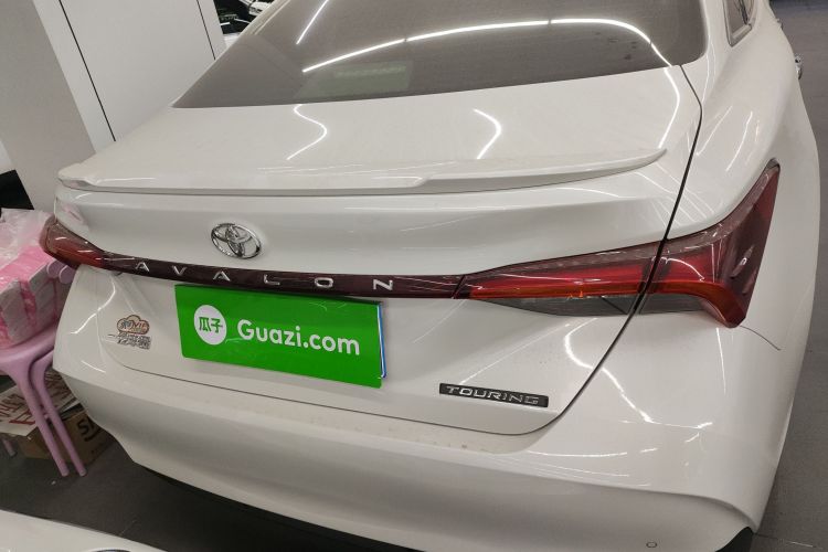 Toyota Avalon 2021 car image #6