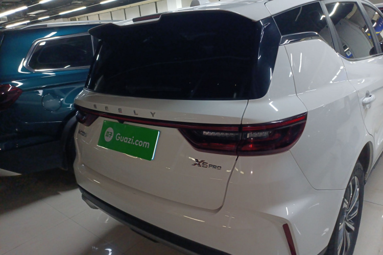 GEELY Vision X6 2022 immagine di auto #6