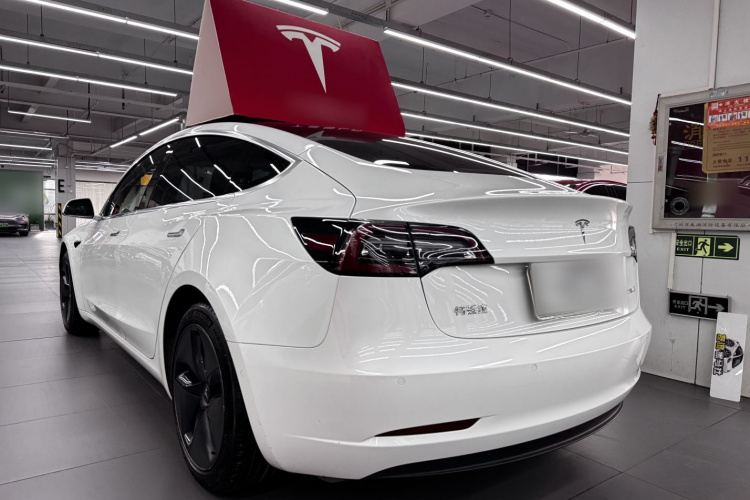 2020 immagine di auto #6