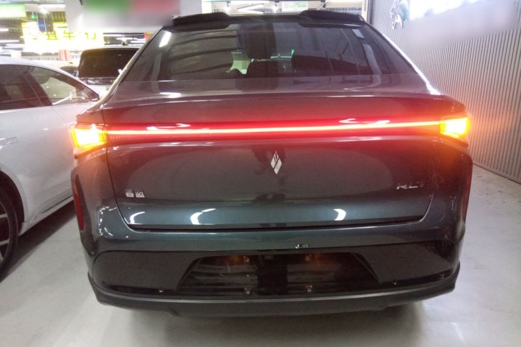 Livan 7 2025 imagen de coche #6