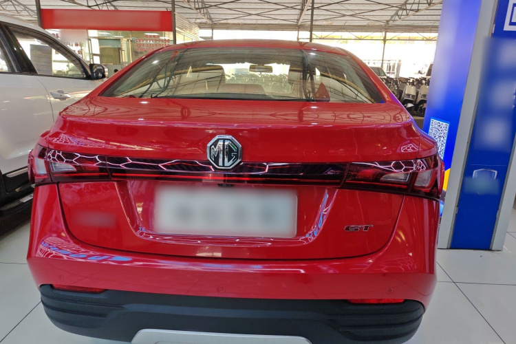 MG GT 2017 car image #6