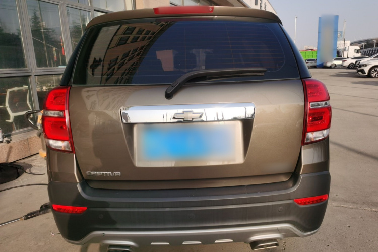 Chevrolet Captiva 2016 car image #6