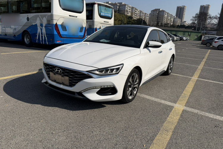Hyundai Lafesta 2020 immagine di auto #6