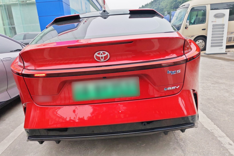 Toyota bZ5 2025 #6 Toyota bZ5 2025 immagine di auto #6