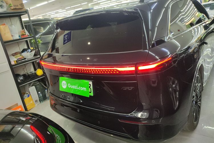 Xpeng G9 2025 immagine di auto #6