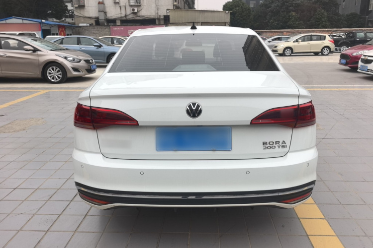 Volkswagen Bora 2023 car image #6