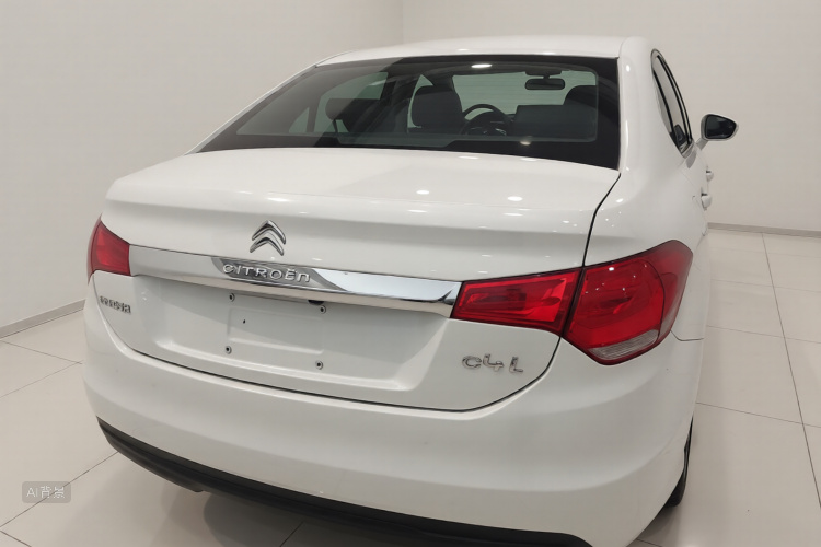 Citroen C4L 2015 car image #6