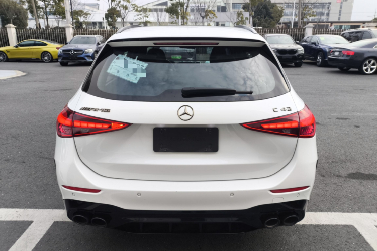 Mercedes-Benz C AMG 2023 #6 Mercedes-Benz C AMG 2023 صورة سيارة #6