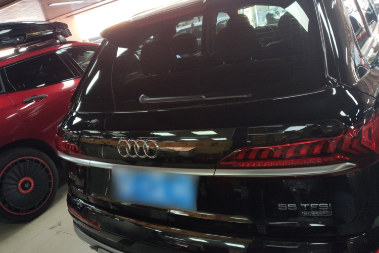 Audi Q7 2021 image de voiture #6