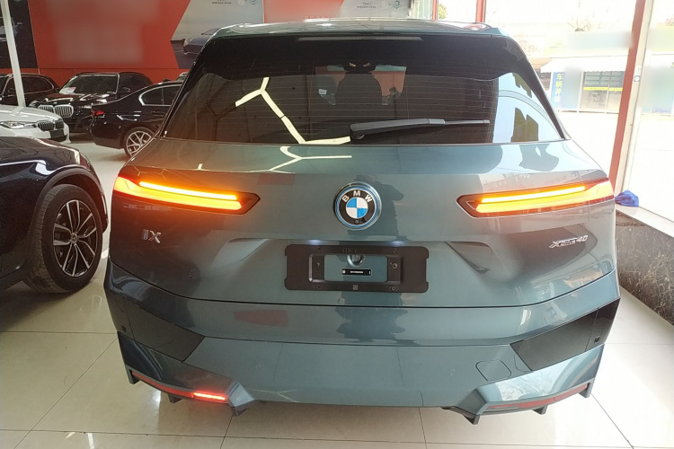 BMW iX 2023 #6 BMW iX 2023 car image #6