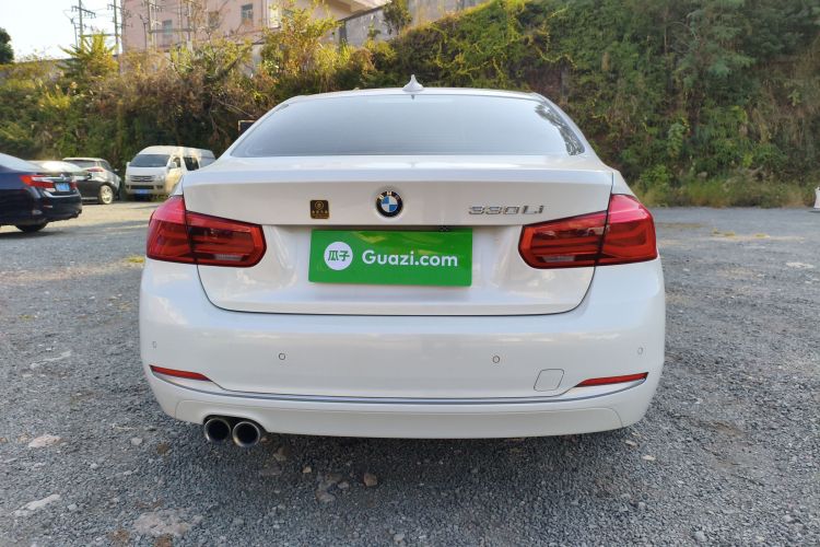 BMW 3 Series 2018 immagine di auto #6