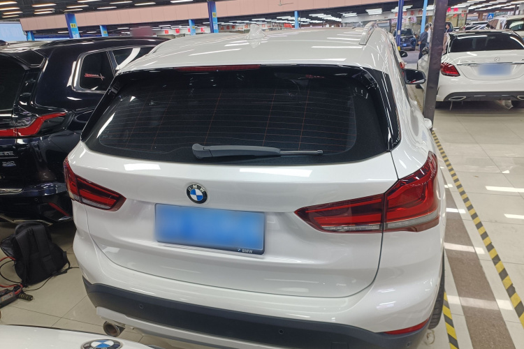 BMW X1 2021 car image #6