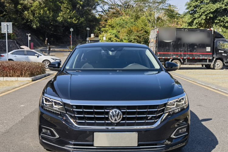 Volkswagen Passat 2019 #6 Volkswagen Passat 2019 car image #6