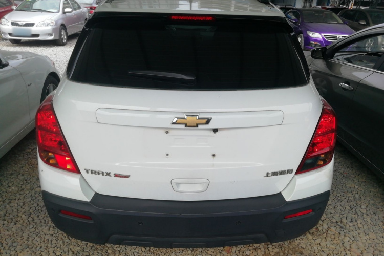 Chevrolet Tracker 2015 immagine di auto #6