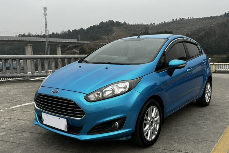 Ford Fiesta 2015 #6 Ford Fiesta 2015 car image #6
