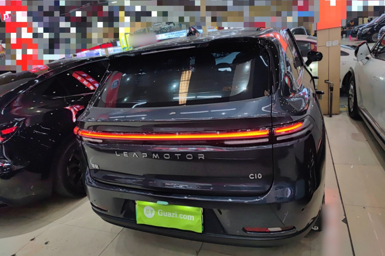 零跑汽车 零跑C10 2025 汽车图片 #6