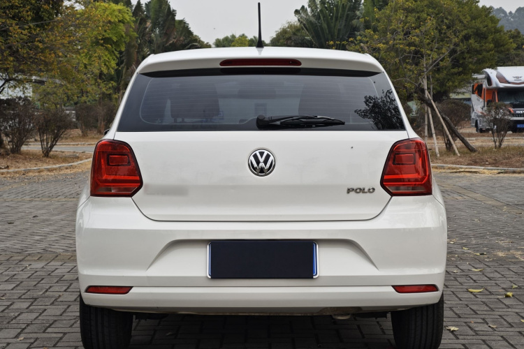 Polo 2016 car image #6