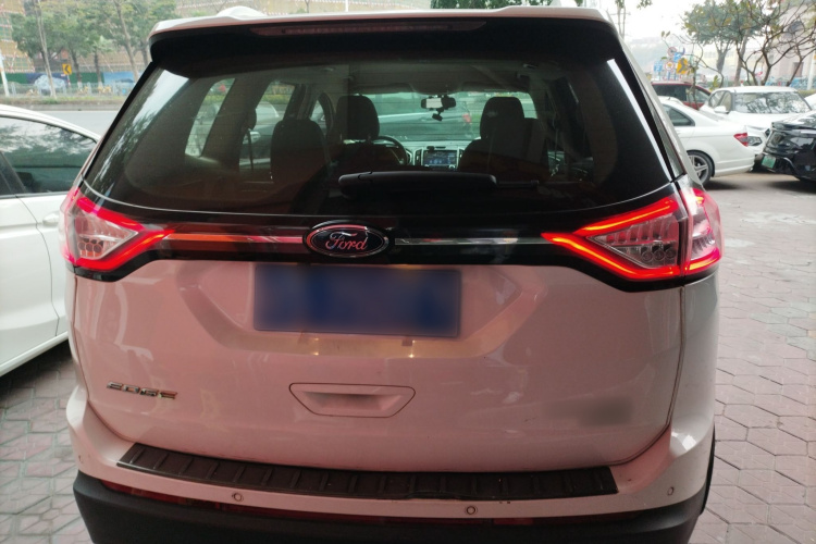 Ford Edge 2018 car image #6