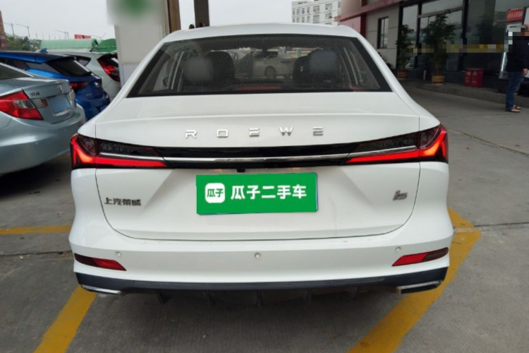 Roewe i5 2024 #6 Roewe i5 2024 car image #6