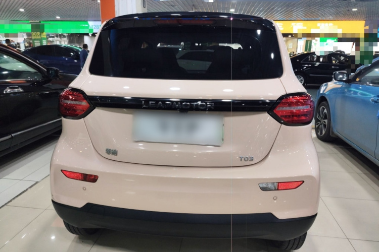 零跑汽车 零跑T03 2023 汽车图片 #6