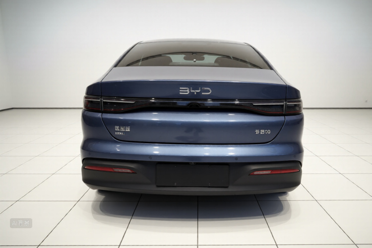 BYD Seal 05 DM-i 2025 #6 BYD Seal 05 DM-i 2025 car image #6